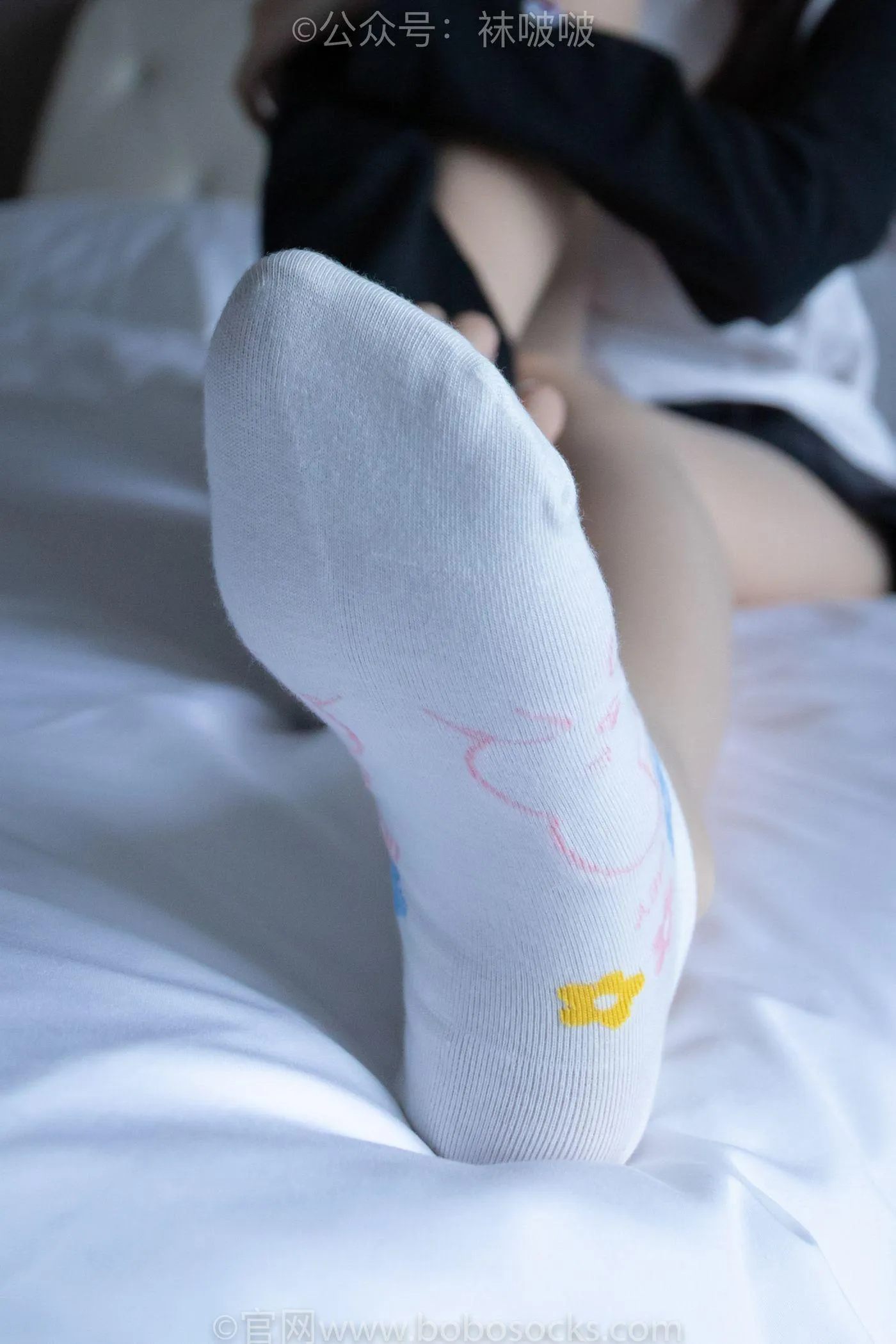 [BoBoSocks袜啵啵]NO.015 稚予-阿迪板鞋、白色短棉袜、肉丝 [135P]插图